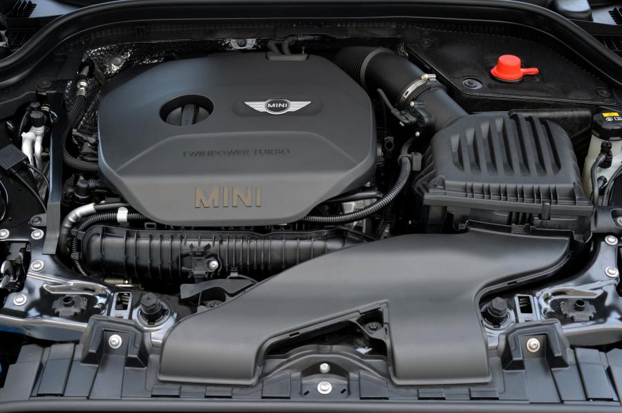  Mini Cooper S JCW 2015 года  (фото 12 из 30)